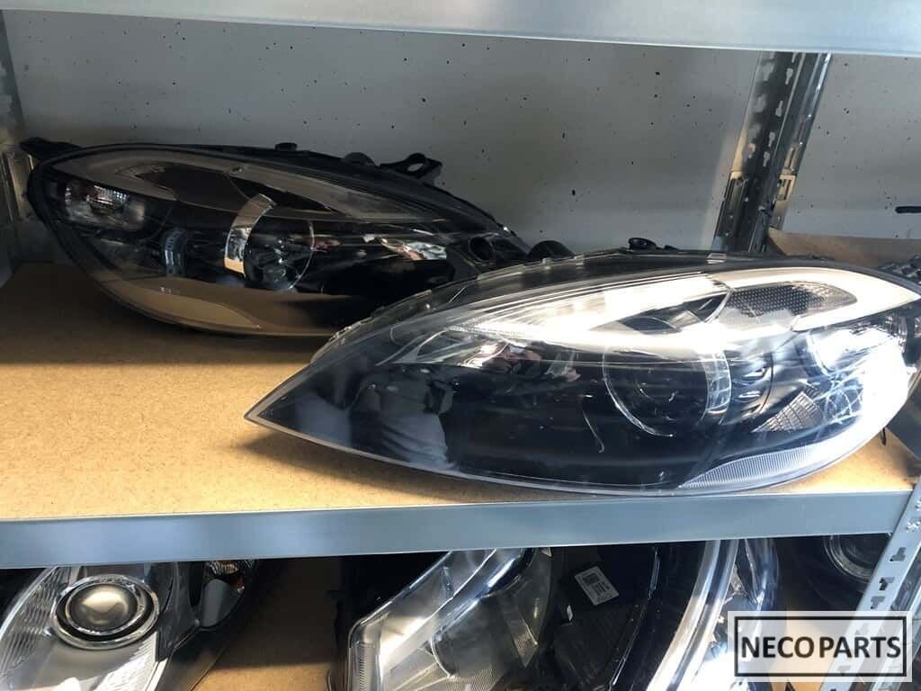 Volvo v40 xenon koplamp links en rechts compleet modules, Auto-onderdelen, Gebruikt, -, -, Ophalen of Verzenden