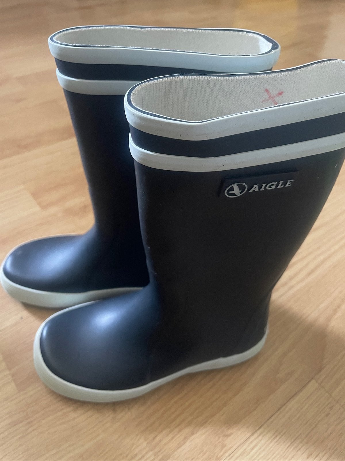 Aigle regenlaarzen maat 28 - Zo goed als nieuw, Ophalen of Verzenden, Zo goed als nieuw, Jongen of Meisje