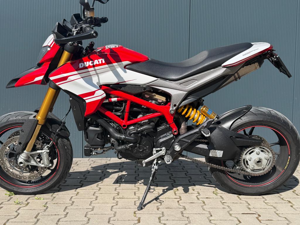 Ducati Hypermotard 939 | 2016 | 11.980 km | Termignoni, Motoren, Motoren | Ducati, 2 cilinders, Gebruikt, 939 cc, Particulier