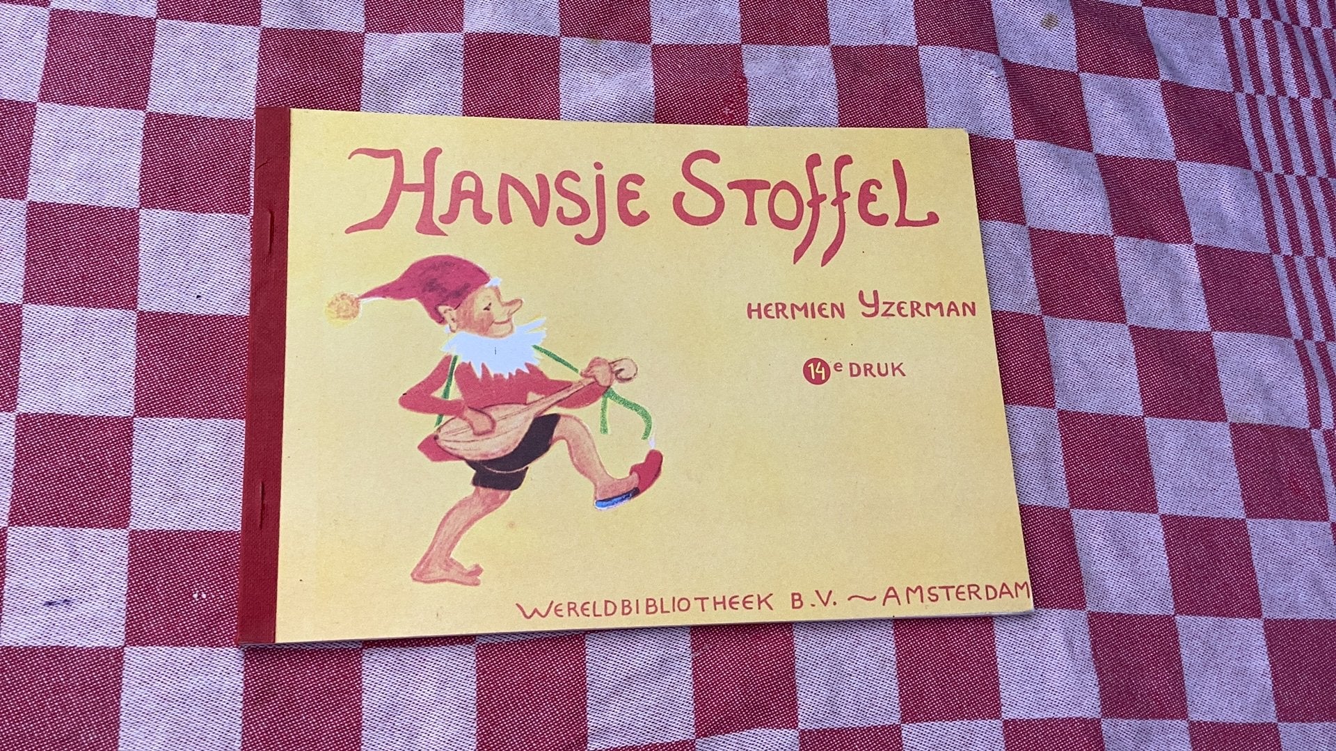 Hansje Stoffel (Hermien Ijzerman), Ophalen of Verzenden, Zo goed als nieuw