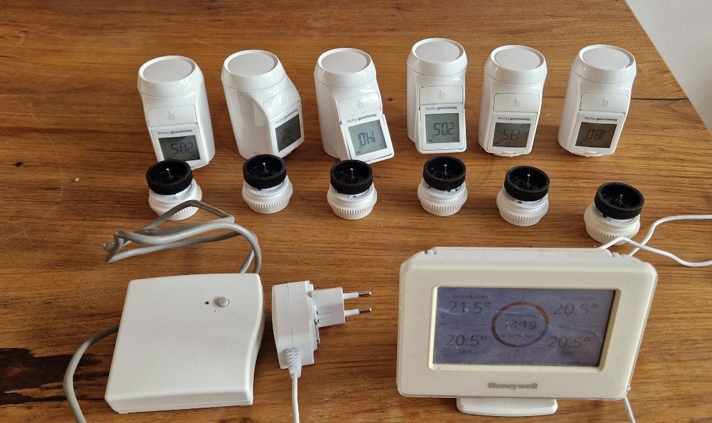 Honeywell Evohome zonesysteem verwarming, Thermostaat, Gebruikt, Minder dan 30 cm, Minder dan 60 cm