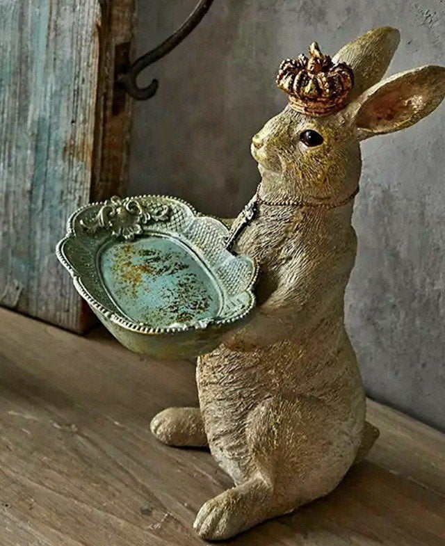 LIEF KONIJN MET DIENBLAD EN GOUDEN KROON,NIEUW IN DE DOOS., Ophalen of Verzenden, Nieuw