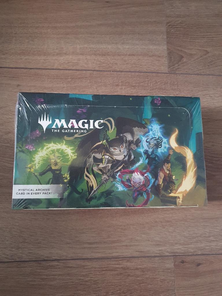 Secrets of Strixhaven Play boosterbox Magic the Gathering, Hobby en Vrije tijd, Verzamelkaartspellen | Magic the Gathering, Ophalen of Verzenden