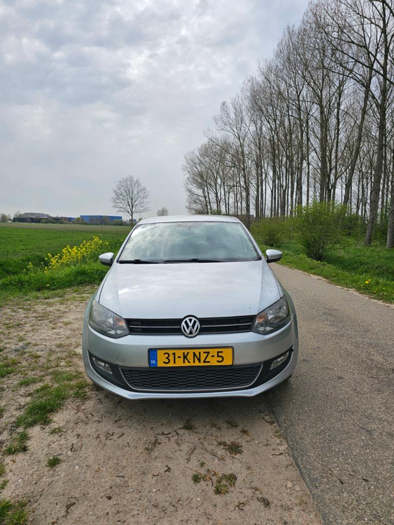 Volkswagen Polo 1.4 16V FSI 63KW 2010 Grijs, Voorwielaandrijving, 970 kg, 40 €/maand, 4 cilinders