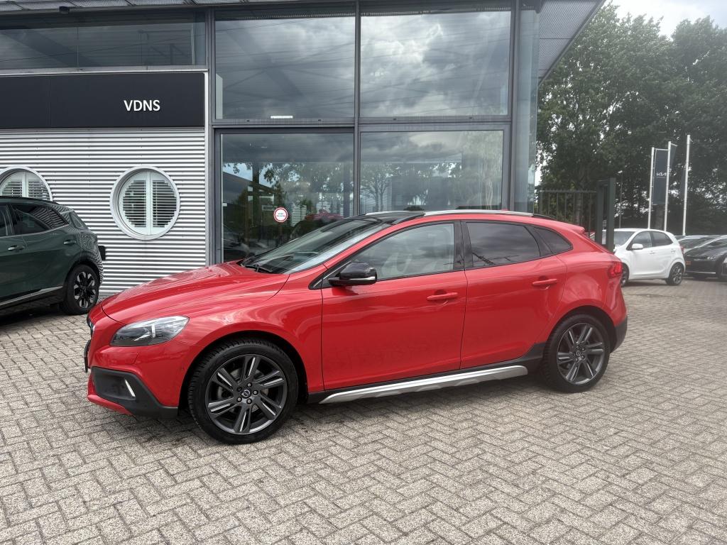 Volvo V40 Cross Country 1.6 D2 Summum '' ZEER MOOI EN COMPLE, Euro 5, Gebruikt, 4 cilinders, Bedrijf