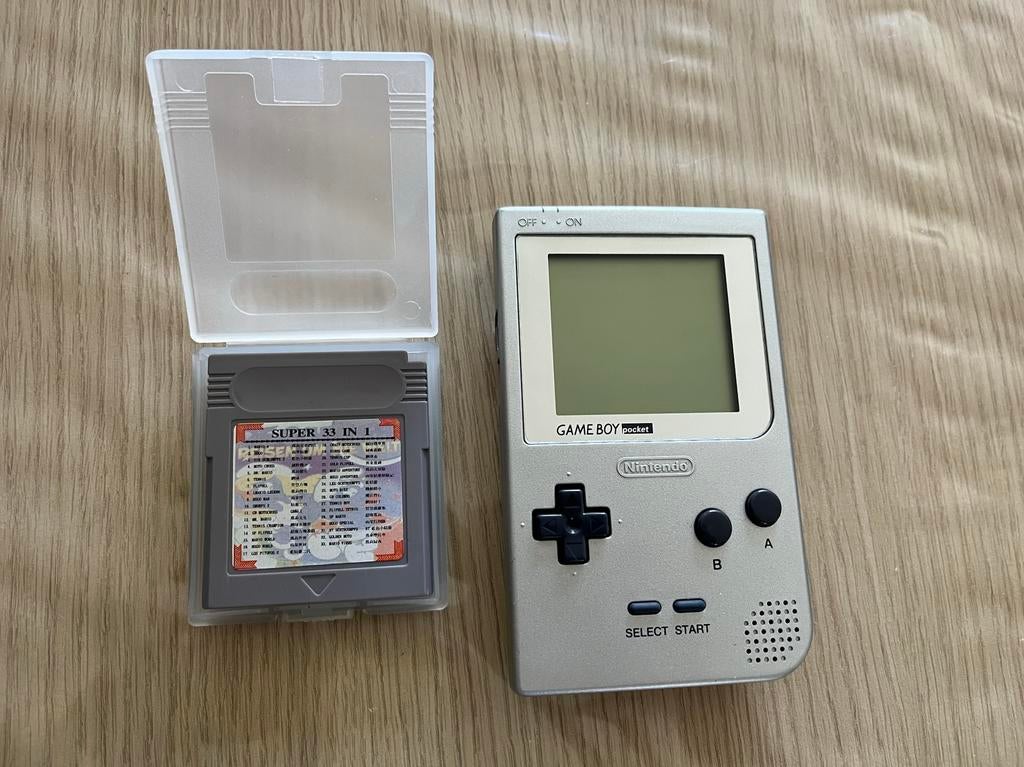 Nintendo Gameboy Pocket met 33 in 1 spellencartridge, Spelcomputers en Games, Spelcomputers | Nintendo Game Boy, Ophalen of Verzenden