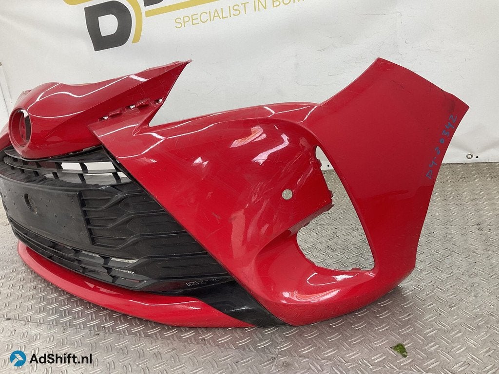 Bumper Toyota Yaris 2019 52119-0DA40 Voorbumper D4-20342, Bumper