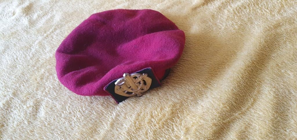 Baret met afneembaar embleem - Limburgse Jagers, Ophalen of Verzenden