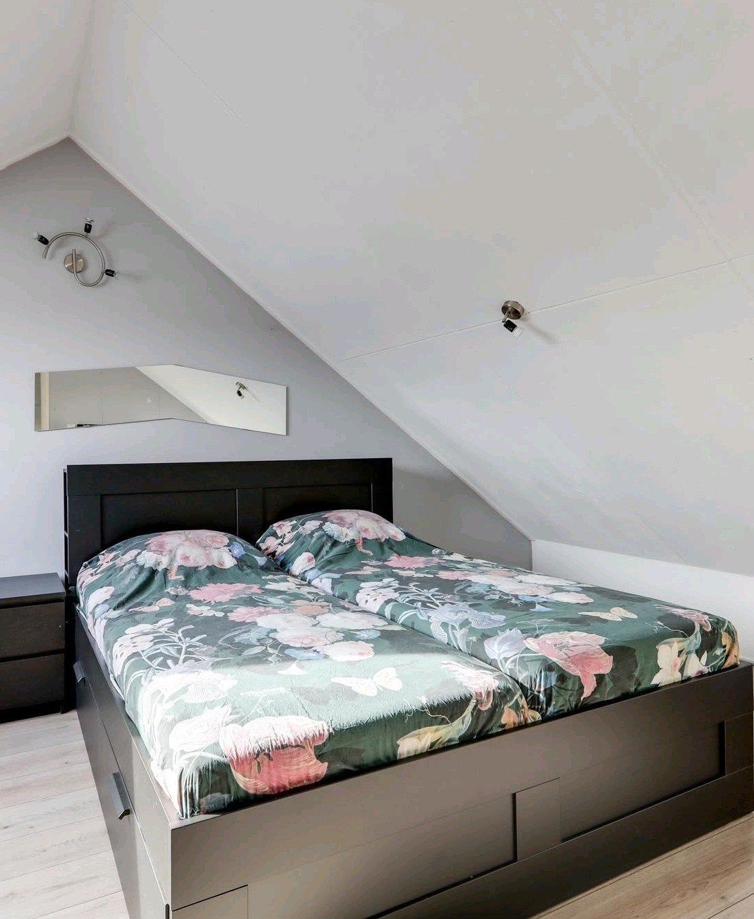 Brimnes Ikea bed 180x200 zwart, Huis en Inrichting, Ophalen, Zwart, Tweepersoons, 180 cm