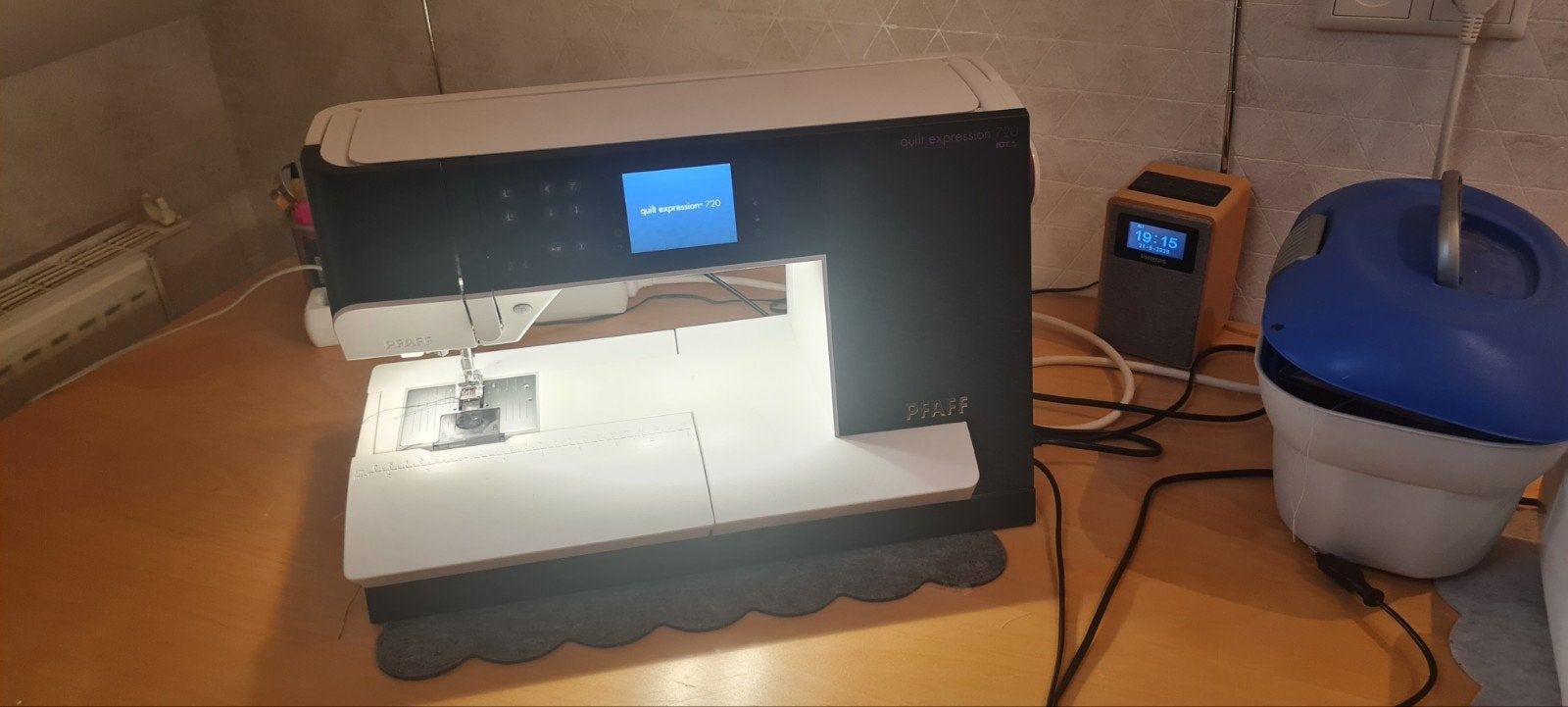 Pfaff Expression 720 IDT In prijs verlaagd, Ophalen, Zo goed als nieuw, Naaimachine, Pfaff