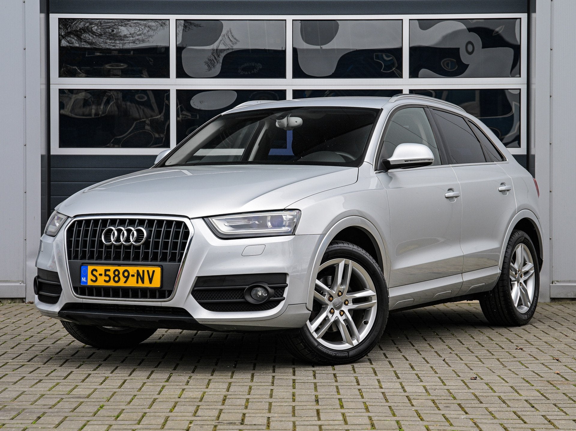 Audi Q3 2.0 TFSI quattro Pro Line | Automaat | Xenon | Sport, Euro 5, Stof, Gebruikt, Zwart