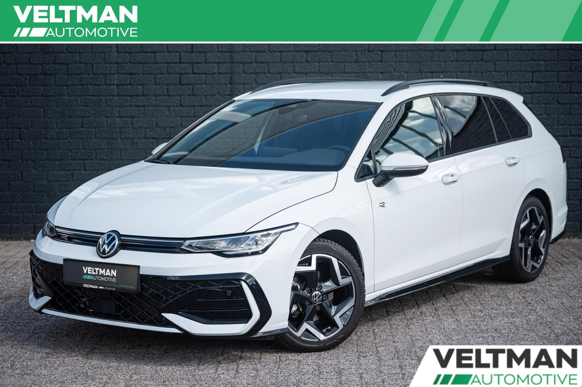 Volkswagen Golf Variant 1.5 eTSI R-Line ACC TREKHAAK STUURVE, Dealer onderhouden, Euro 6, 4 cilinders, 150 pk
