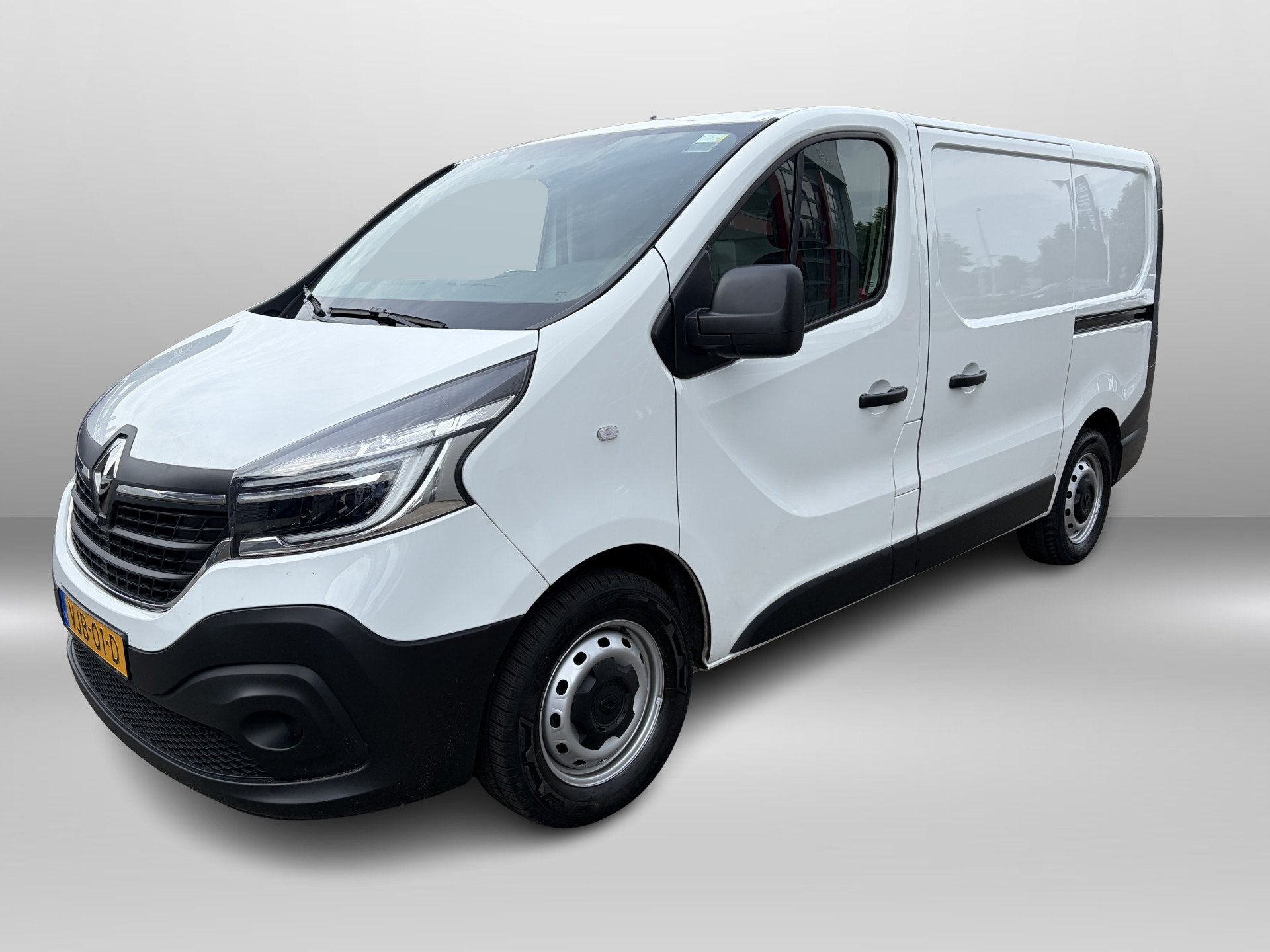 Renault Trafic 2.0 d L1H1 Comfort Cruise * Parkeersensoren *, Voorwielaandrijving, Bluetooth, Stof, Gebruikt
