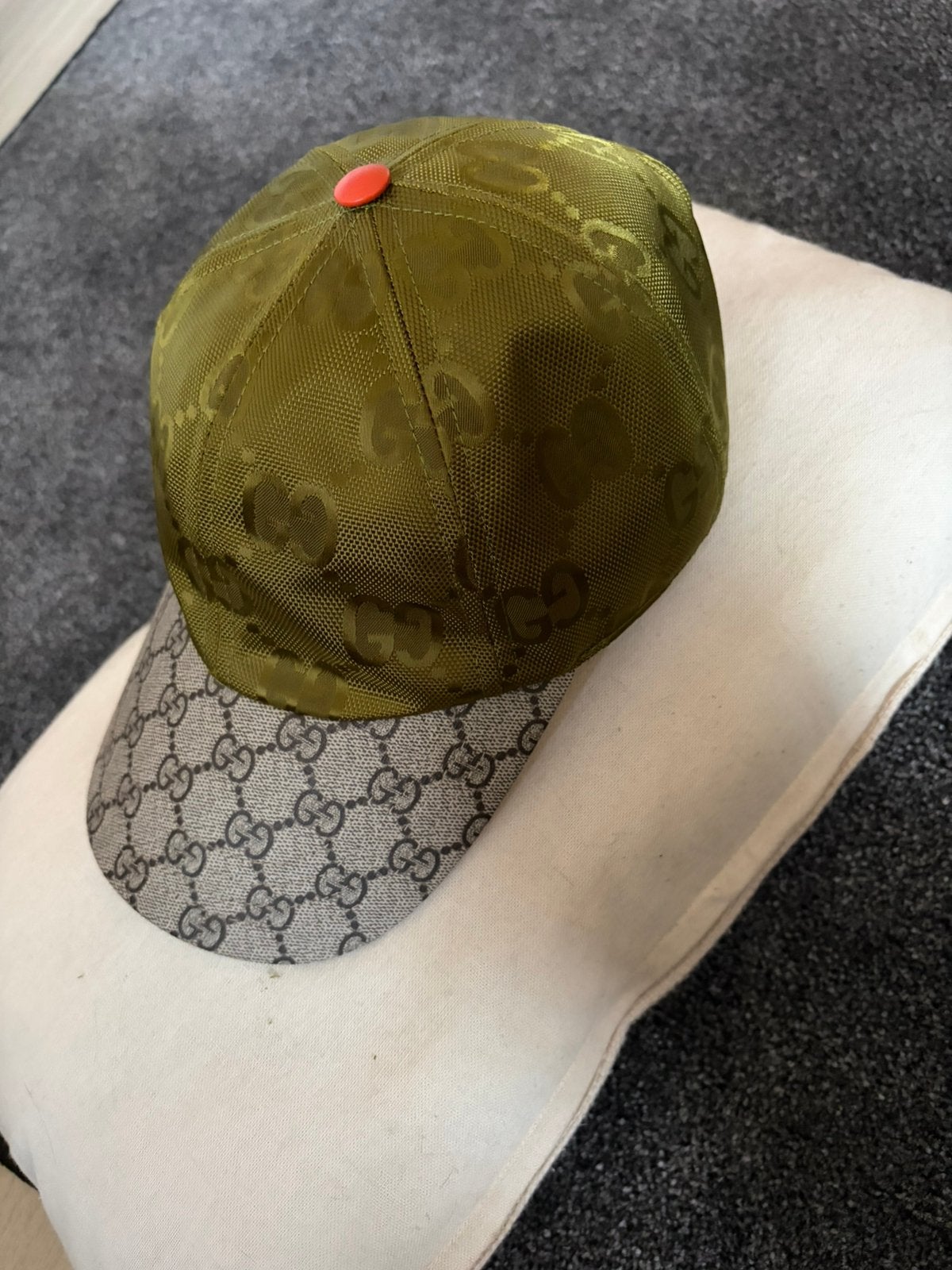 Gucci GG Limited pet, Ophalen, Zo goed als nieuw