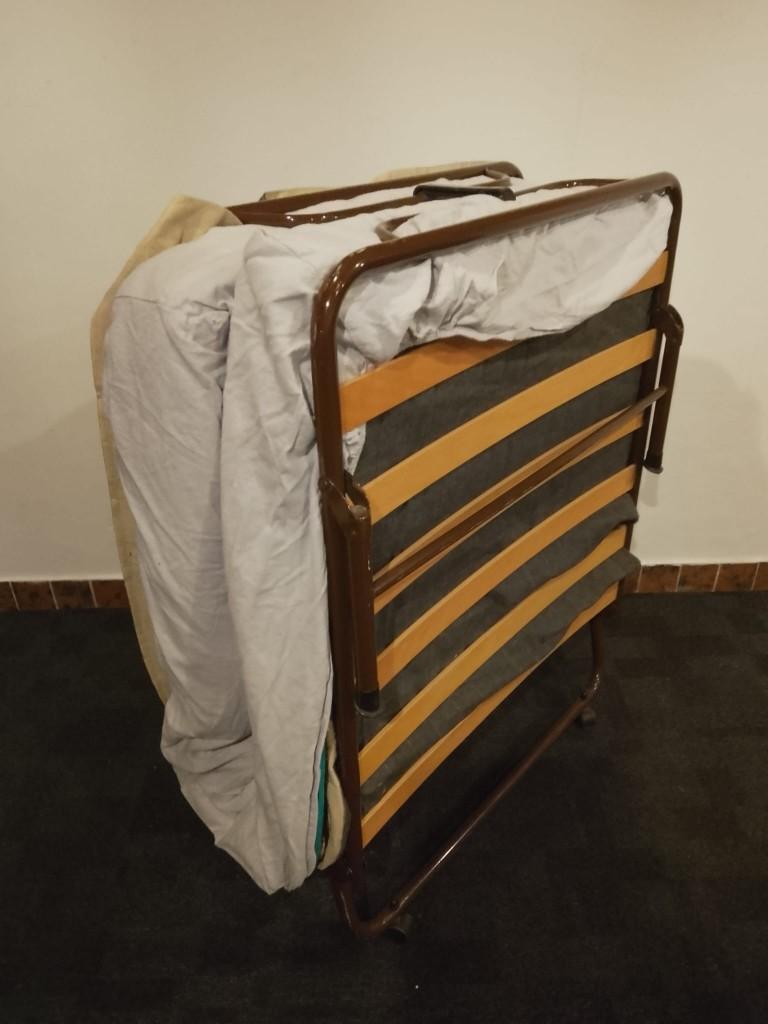 Opklapbed 1 persoons., Ophalen, Gebruikt, Eenpersoons, Bruin