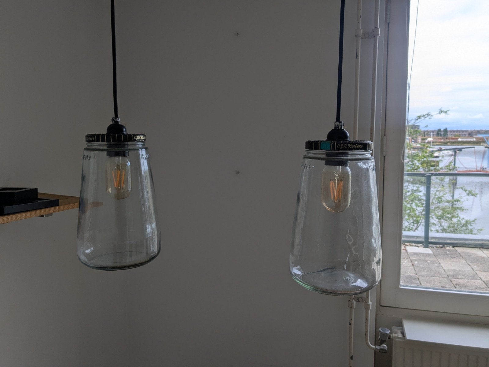 Twee kesbeke lampen, Ophalen, Zo goed als nieuw