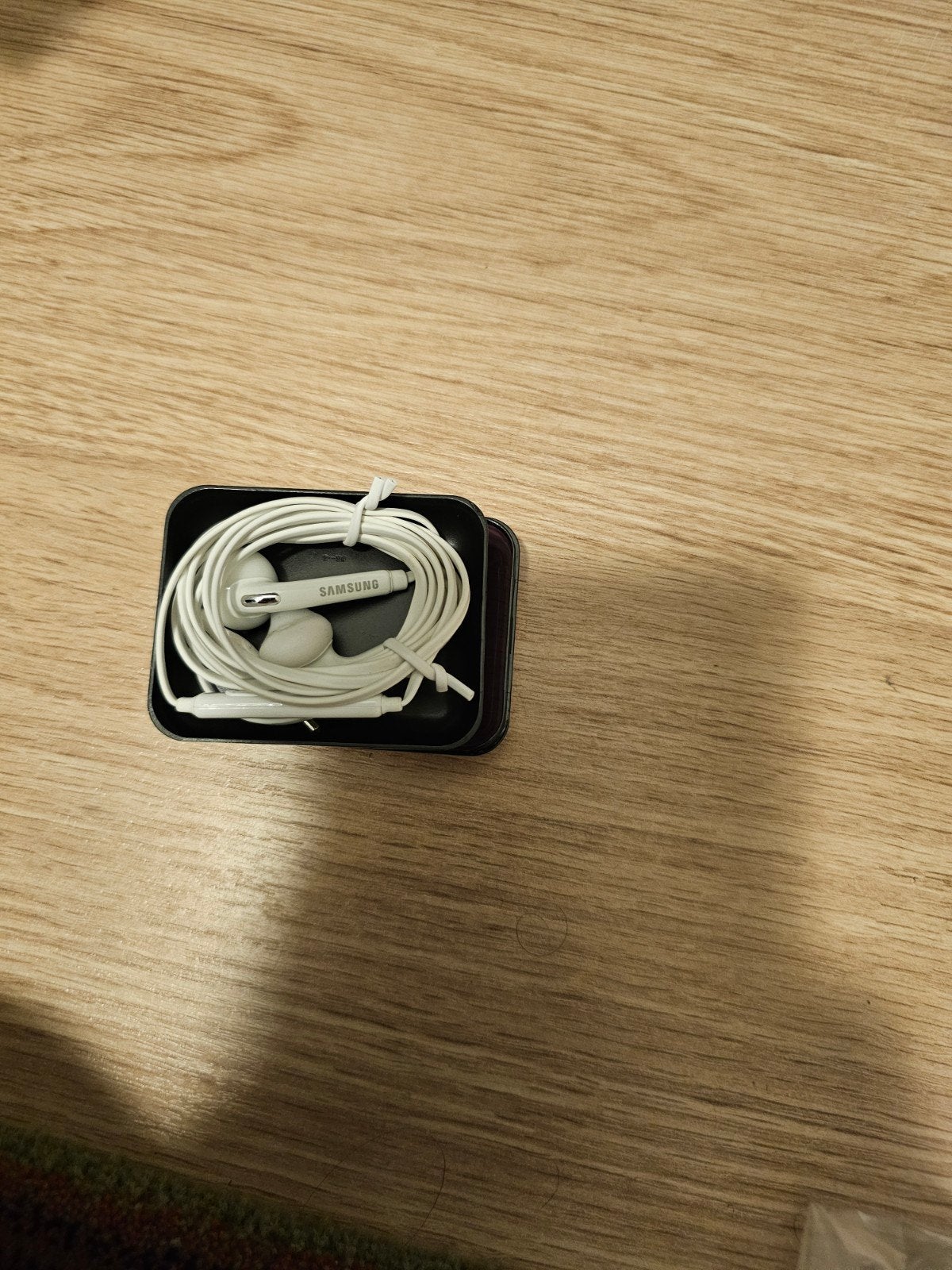 NIEUW Samsung oordopjes, Telecommunicatie, Ophalen of Verzenden, Nieuw, Wit, Samsung
