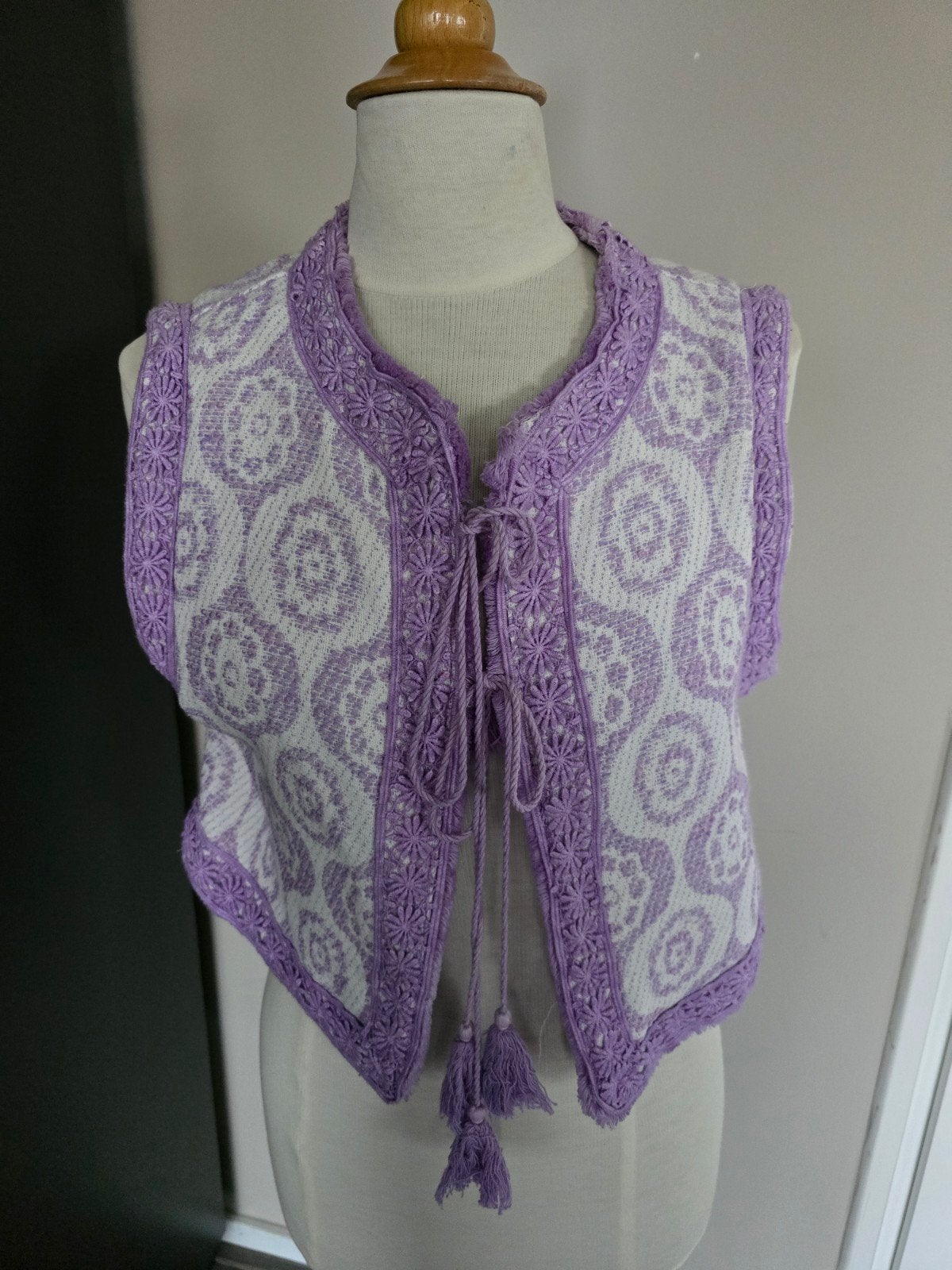 Nukus lila gilet maat M, Ophalen of Verzenden, Zo goed als nieuw, Maat 38/40 (M), Paars