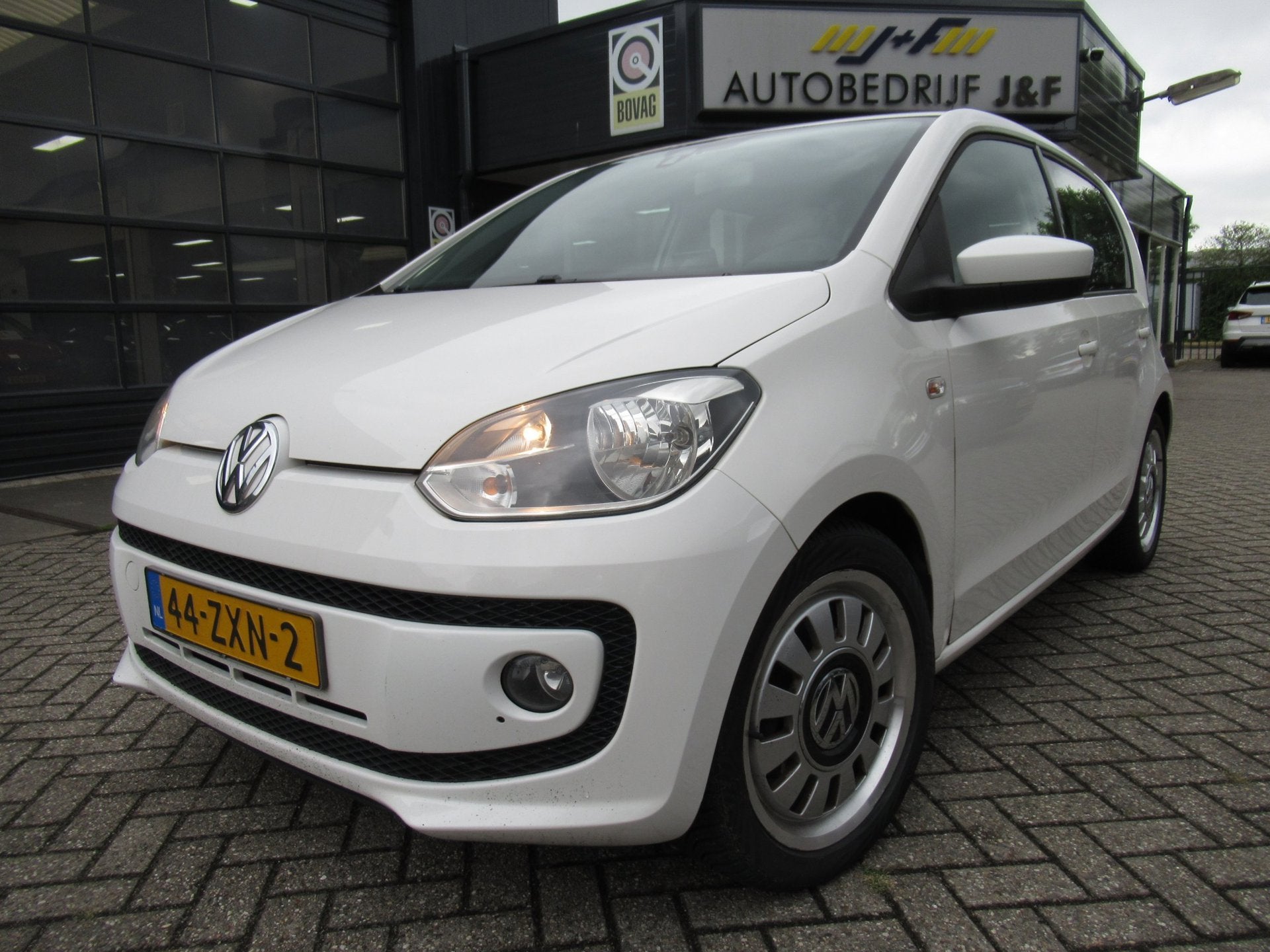 Volkswagen Up! 1.0 high up! BlueMotion / NAV / Airco / Elek., Auto's, Voorwielaandrijving, Euro 5, Stof, Gebruikt