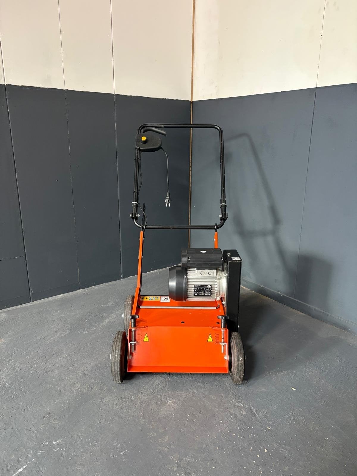 Verticuteermachine te huur, Ophalen, Elektrisch
