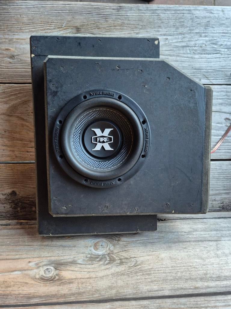 X Fire subwoofer voor onder de stoel Underseat, Auto diversen, Ophalen of Verzenden