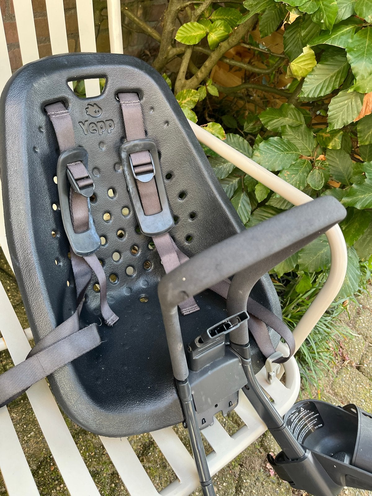 Thule Yepp Fietsstoeltje Voorzitje Zwart + Adapter & Windsch, Ophalen, Gebruikt, Voorzitje