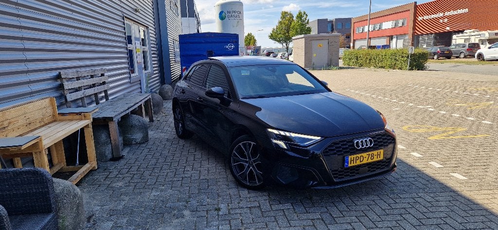 Audi A3 40 TFSI e S line | Pano | ACC | 47.800 km, Auto's, Audi, Bluetooth, 4 cilinders, Leder en Stof, Zwart