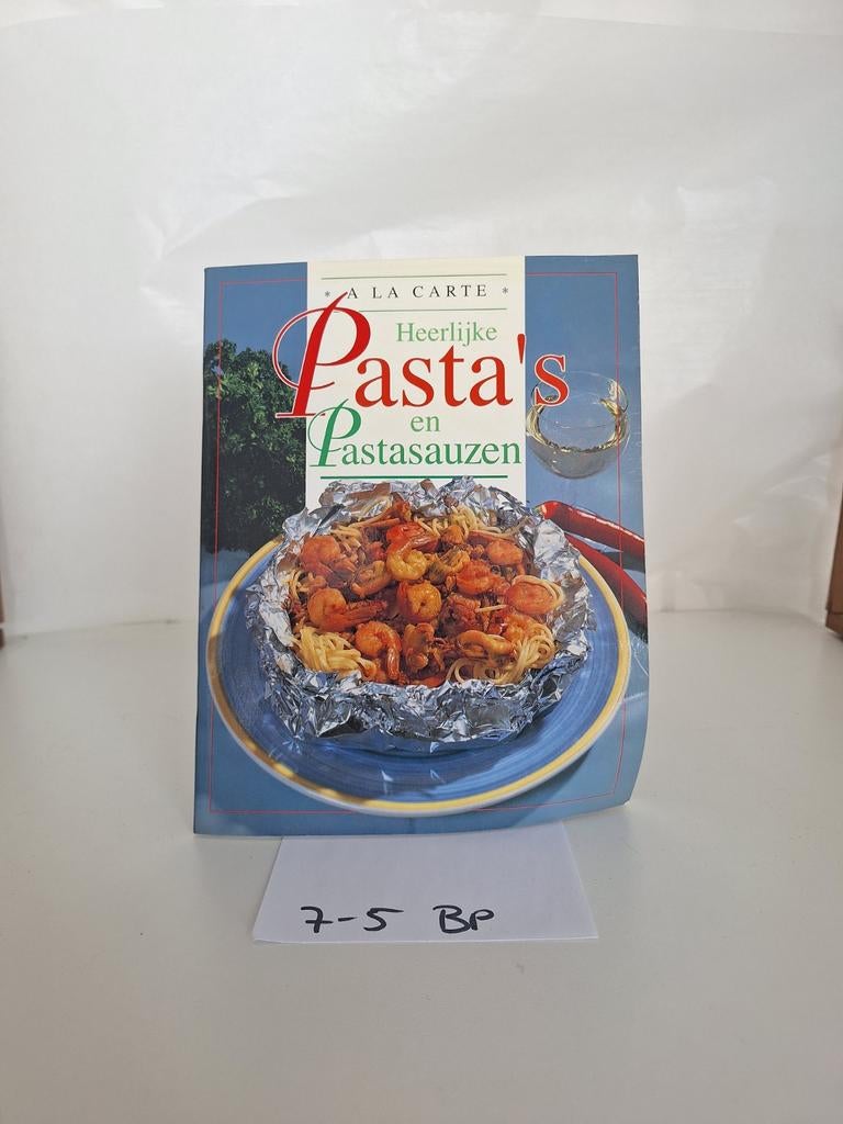 Heerlijke Pasta's en Pastasauzen kookboek, Boeken, Hoofdgerechten, Ophalen of Verzenden, Italië, Onbekend