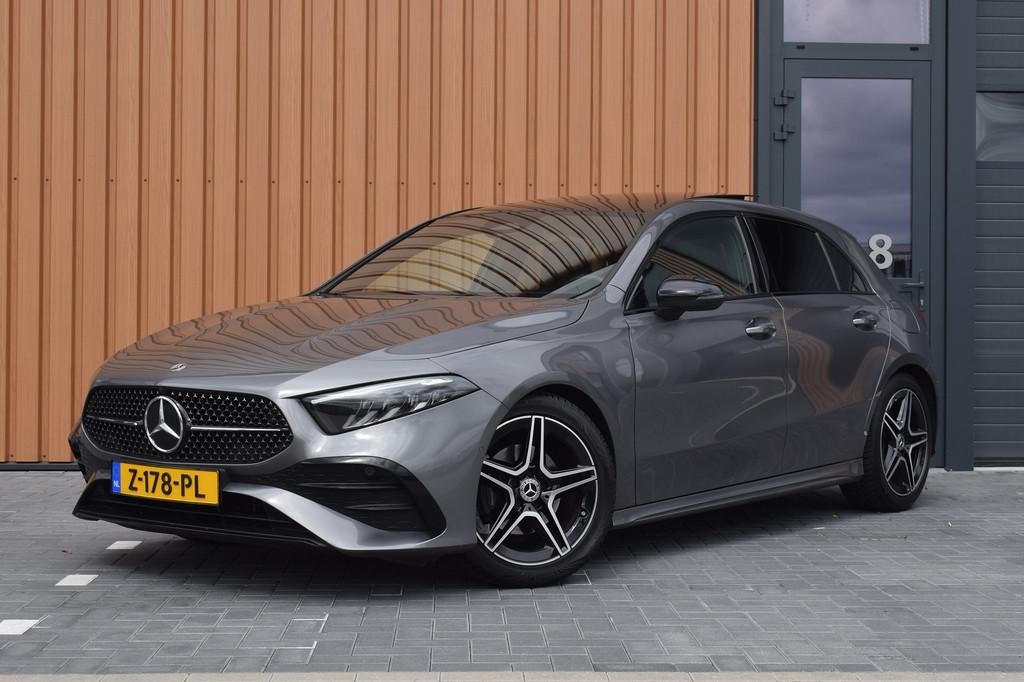 Mercedes-Benz A-Klasse 200 AMG Line Pano | Camera | Sfeer |, Gebruikt, 4 cilinders, Bedrijf, 165 pk