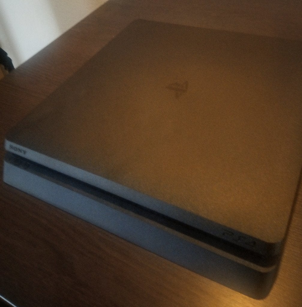Sony PlayStation 4 Slim met controller en kabels, Ophalen, 500 GB, Zo goed als nieuw, Met 1 controller