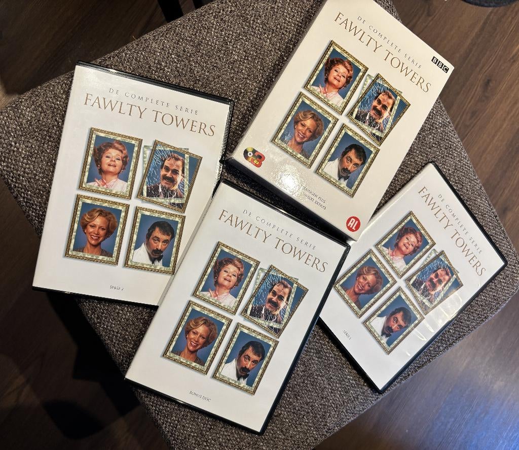 Fawlty Towers, de complete serie (DVD), Alle leeftijden, Ophalen of Verzenden, Zo goed als nieuw, Komedie