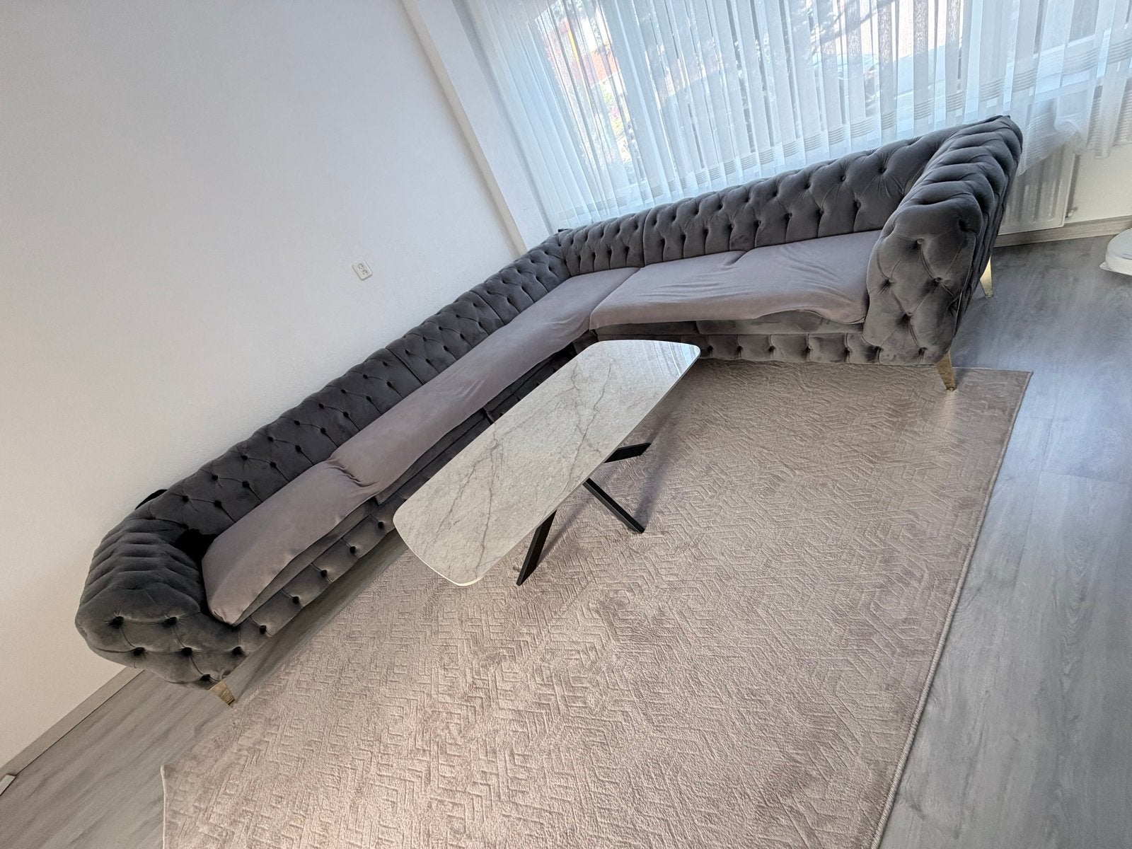 Luxe Grijze Hoekbank - Chesterfield Stijl, Ophalen of Verzenden, Zo goed als nieuw, Stof