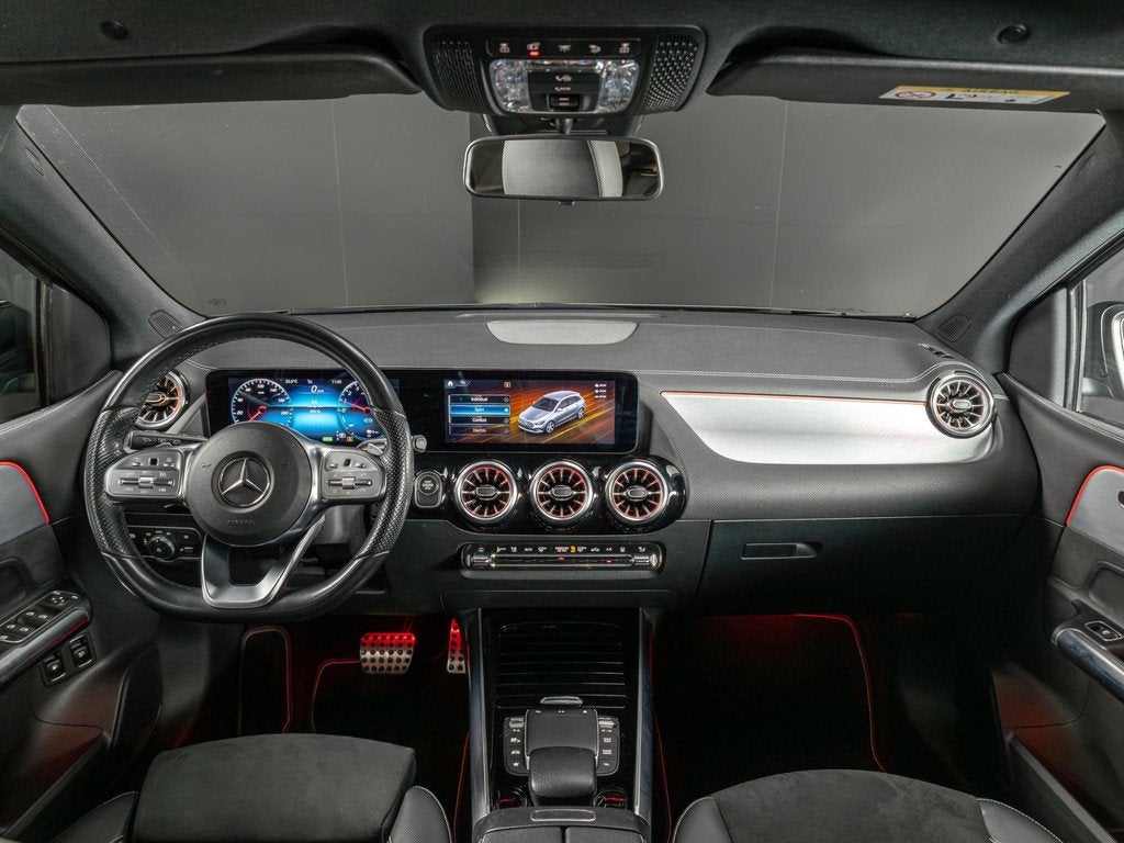Mercedes-Benz B-Klasse 250 e AMG Line Panoramadak, Auto's, Mercedes-Benz, Stof, Gebruikt, 4 cilinders, 16 kWh
