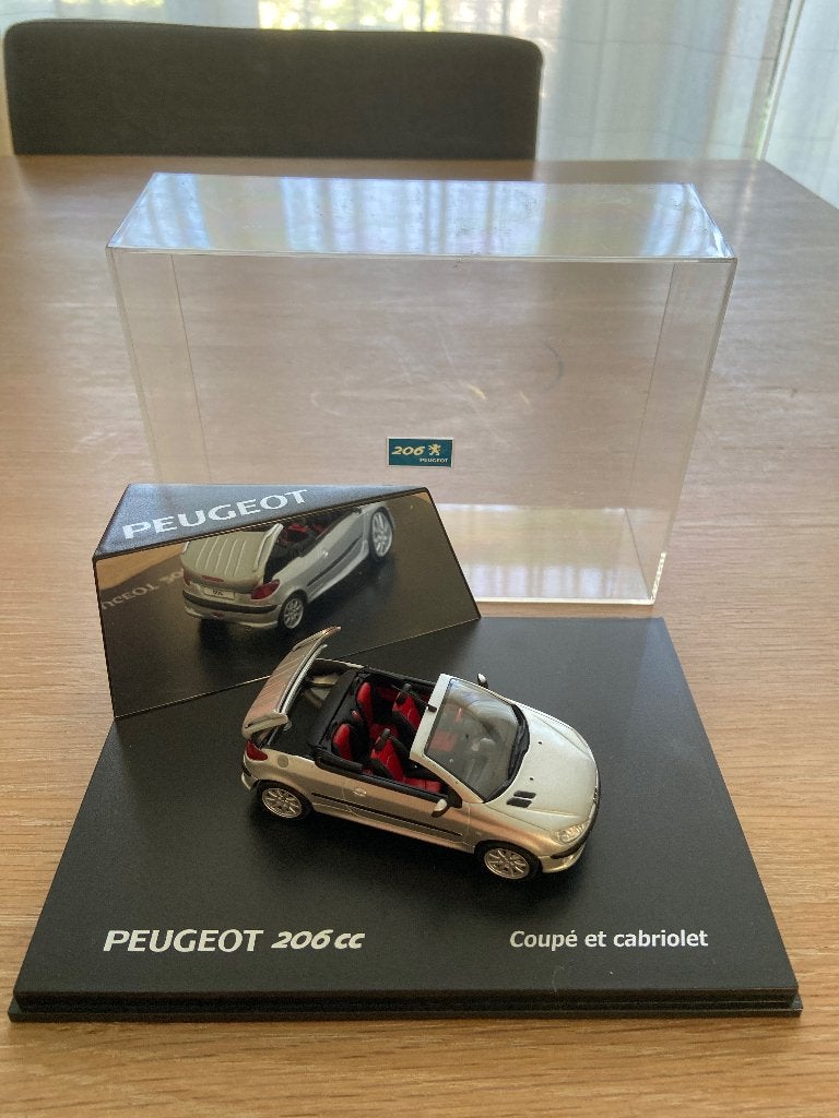 Peugeot 206cc model auto, Ophalen of Verzenden, Zo goed als nieuw