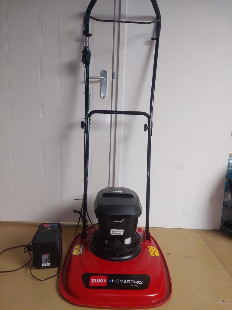 Toro eHoverPro 450 Accu Grasmaaier 60V 7.5Ah + Lader, Ophalen, Accu-grasmaaier, Toro, Zo goed als nieuw