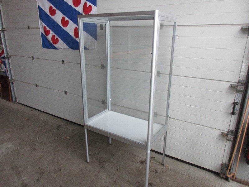 Aluminium vitrine kast met 2 deuren, Ophalen, Gebruikt, 200 cm of meer, 50 tot 100 cm