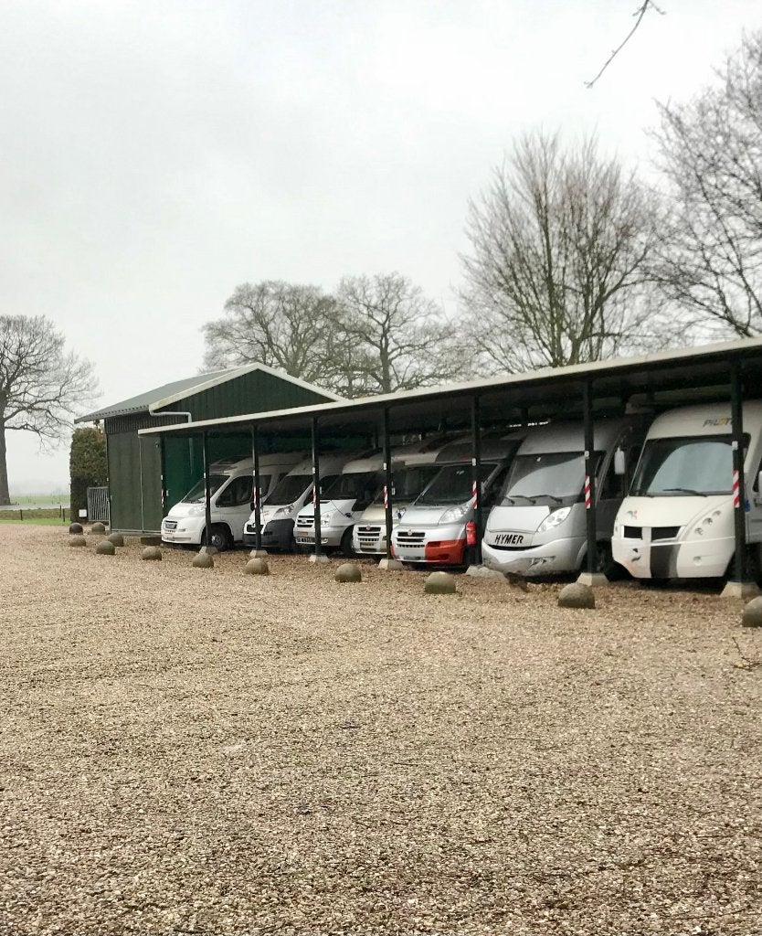 Camperstalling, Caravans en Kamperen, Caravanstallingen