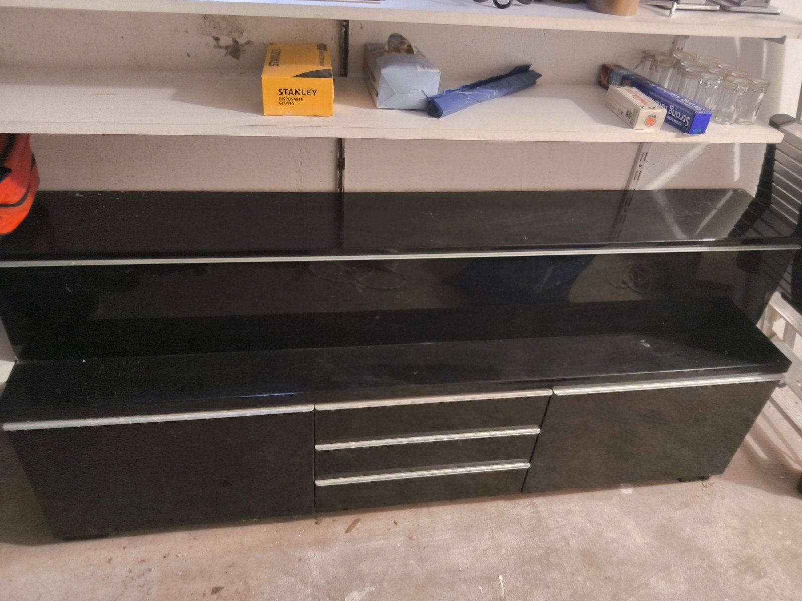 IKEA TV-meubel 2-delig, zwart, gebruikt maar goede staat, Ophalen