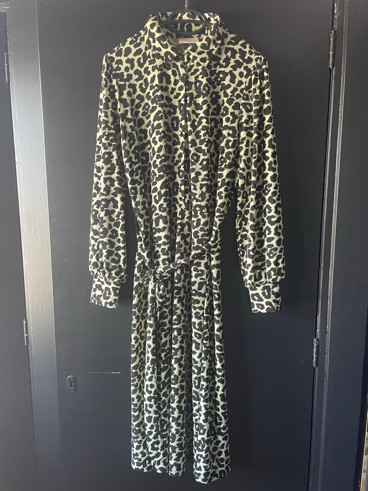 FREE/QUENT Luipaardprint Jurk - Maat L, Kleding | Dames, Maat 42/44 (L), Ophalen of Verzenden, Zo goed als nieuw, Onder de knie