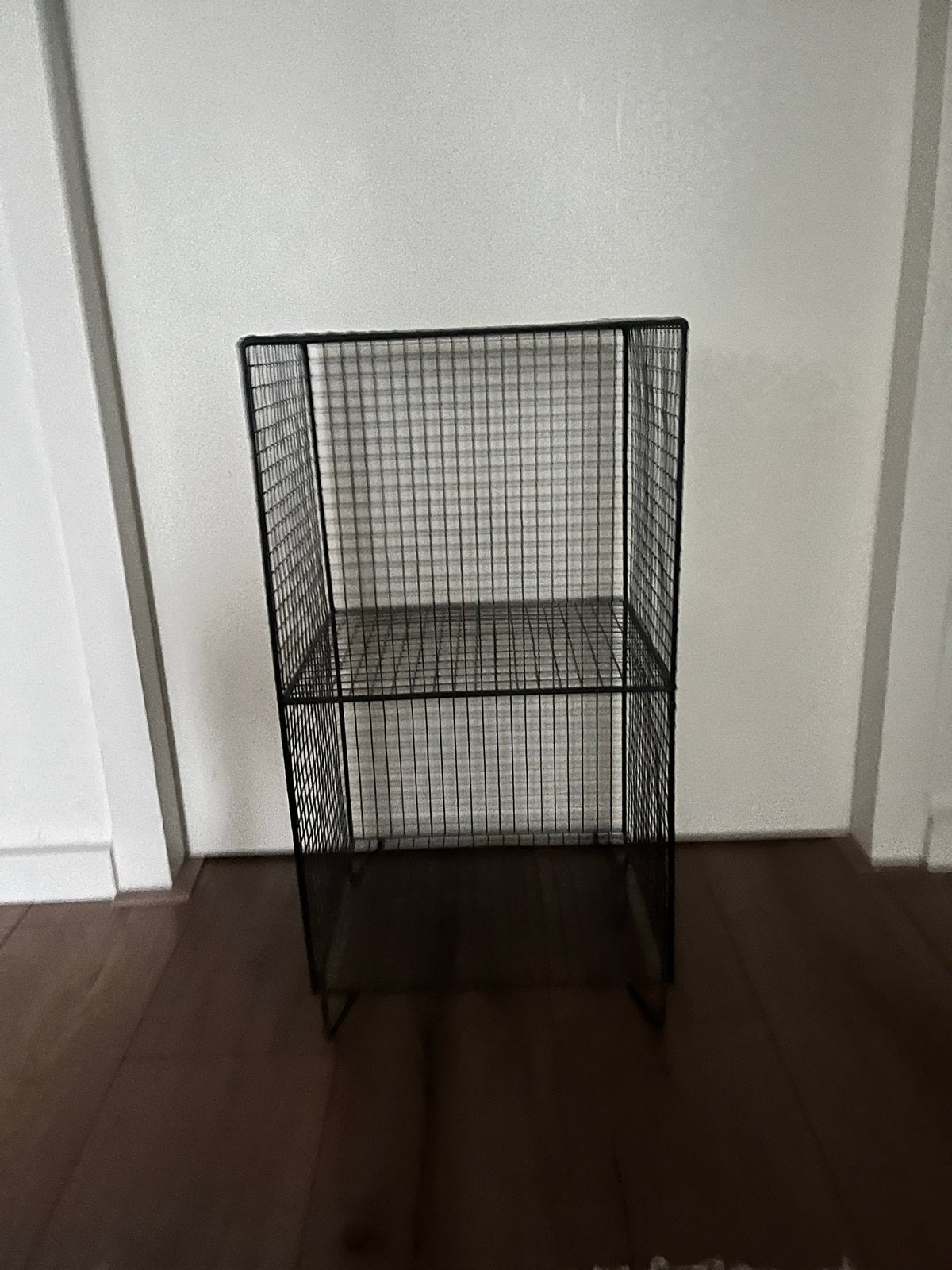 Zwart metalen draadkastje - Klein en veelzijdig, Ophalen, Gebruikt