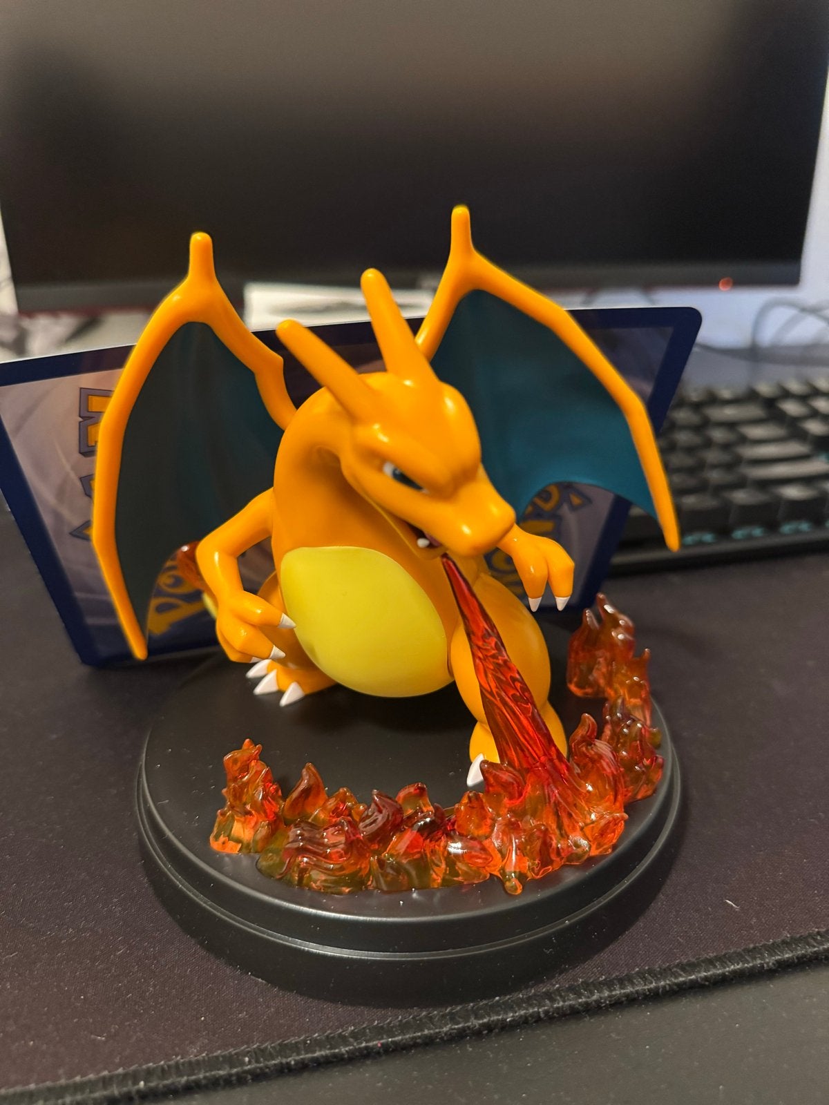Charizard EX Super Premium Collection Figuur, Verzamelen, Poppetjes en Figuurtjes, Nieuw, Ophalen of Verzenden