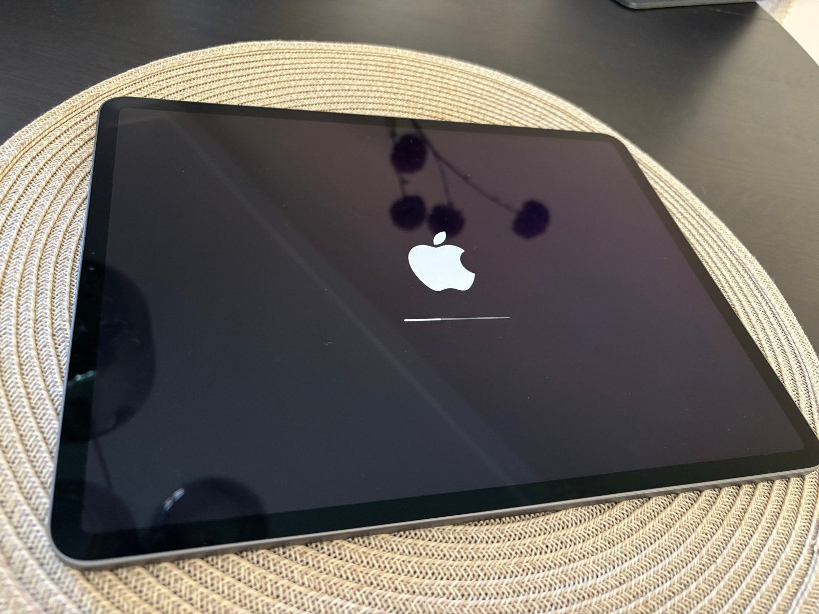 iPad Pro 12.9 (4e gen) 128GB + Apple Magic Keyboard, Computers en Software, Ophalen, 13 inch of meer, Zo goed als nieuw, Apple iPad Pro