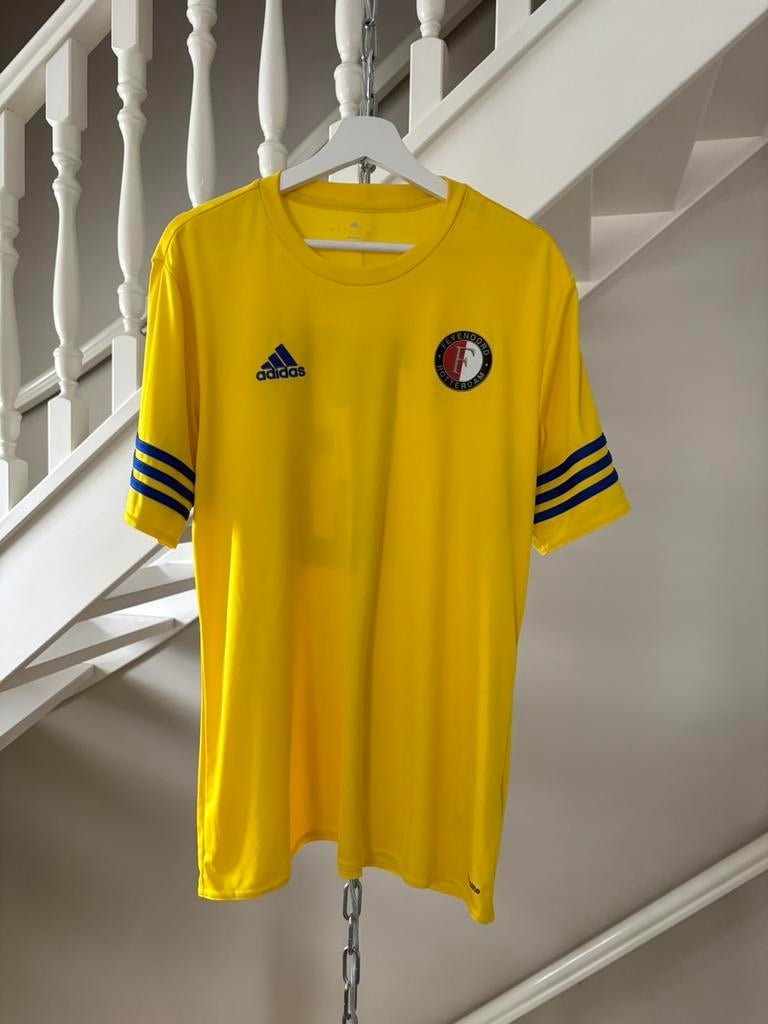 Feyenoord t-shirt / top geel adidas maat l origineel, Ophalen of Verzenden, Zo goed als nieuw, Shirt