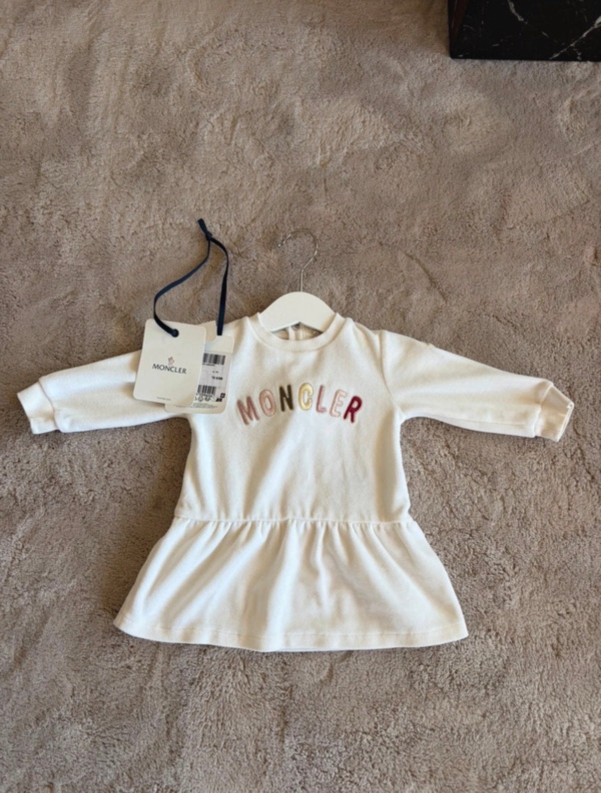 Moncler jurkje 6-9 maanden, Ophalen of Verzenden, Nieuw, Meisje
