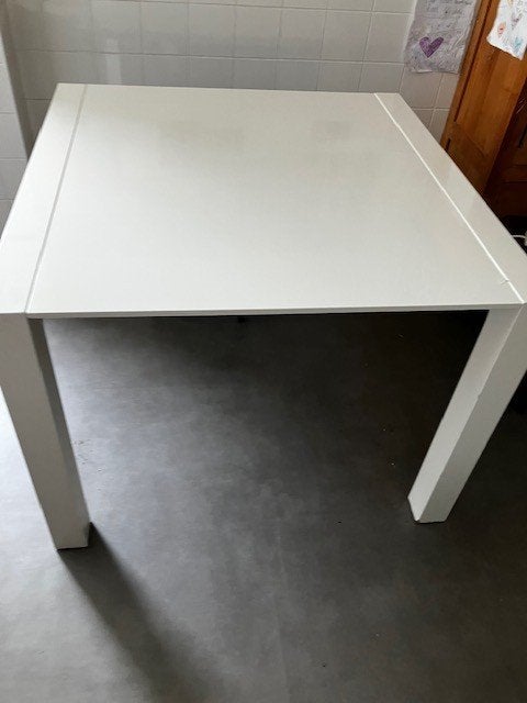 Uitschuifbare eettafel wit, Huis en Inrichting, Tafels | Eettafels, Ophalen, Overige materialen, Gebruikt, 100 tot 150 cm