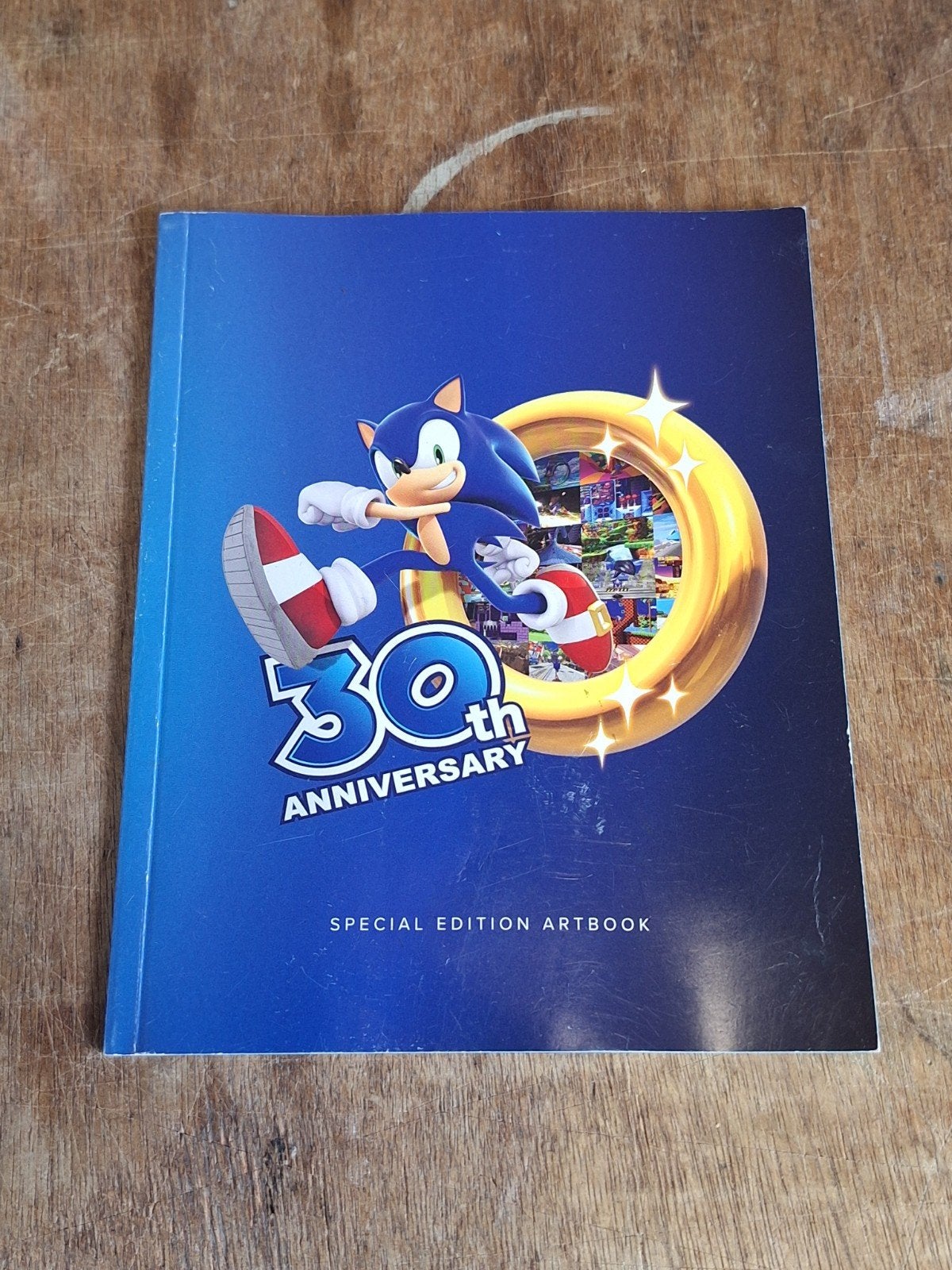 Sonic the Hedgehog 30th Anniversary Artbook, Ophalen of Verzenden, Zo goed als nieuw