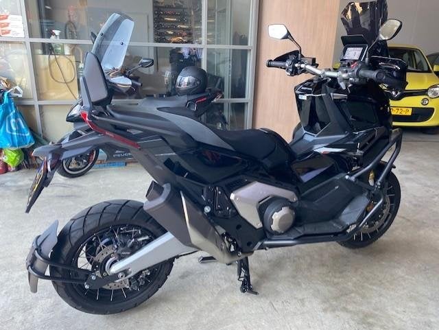 Honda NC 750 X-ADV, Scooter, Rivium Boulevard 222-11
2909 LK  Capelle aan den Ijssel, NL, 745 cc, Bedrijf