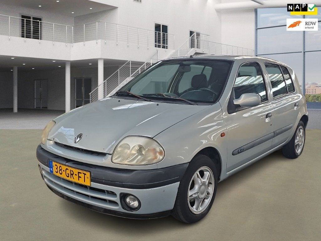 Renault Clio 1.4 Ludo, Auto's, Voorwielaandrijving, 15 km/l, Gebruikt, 31 €/maand
