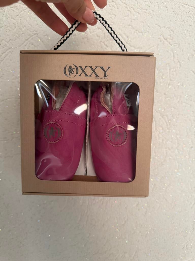 Oxxy babyschoentjes - nieuw in doos. Maat 19 - Fuchsia, Kinderen en Baby's, Babykleding | Schoentjes en Sokjes, Ophalen of Verzenden