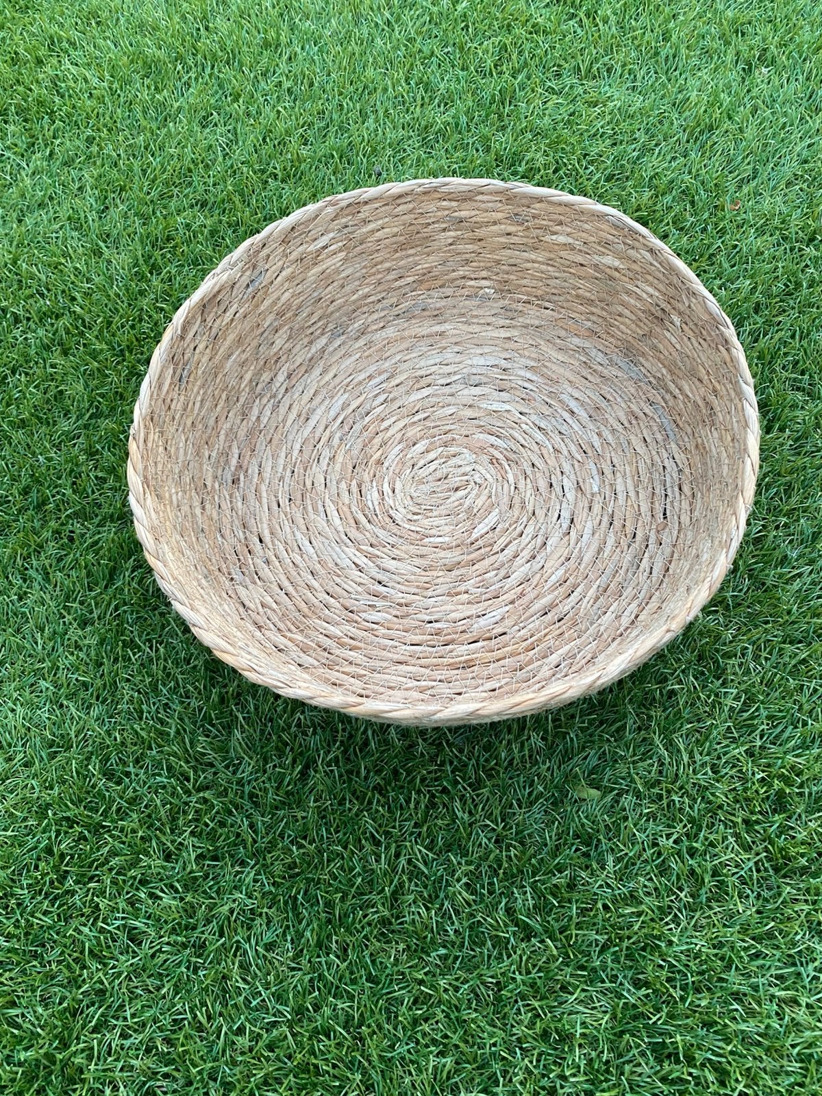 Decoratieve rieten mand / fruitmand / opbergmand, Ø 30 cm, Mand, Rond, Zo goed als nieuw, Riet